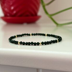 NWT Green Sandstone & 24K Gold Vermeil Stretch Bracelet 💜